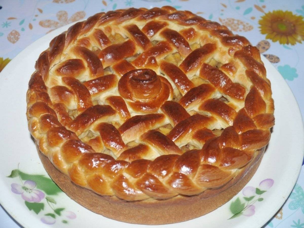 Красивый пирог