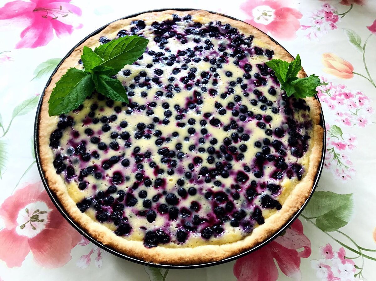 Черничный песочный пирог с черникой