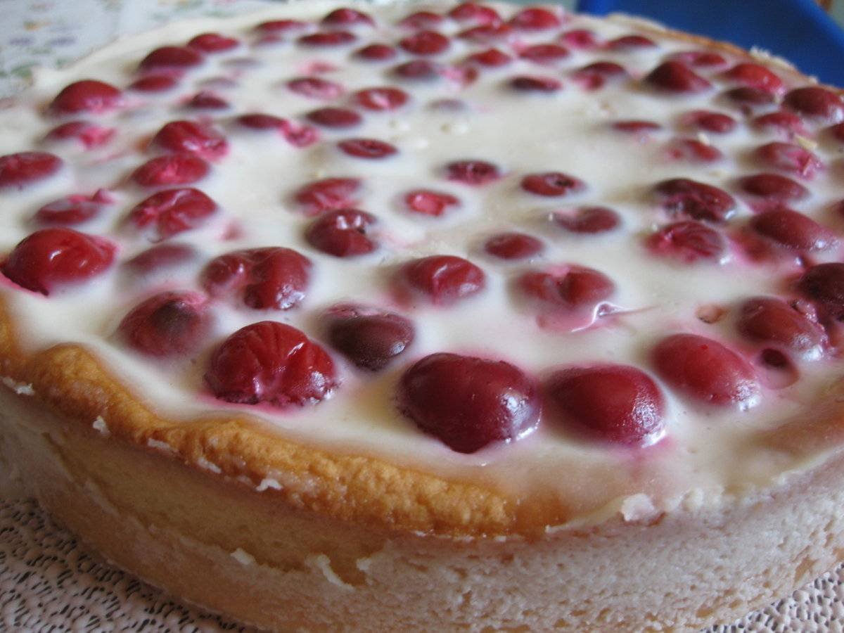 Пирог с брусникой