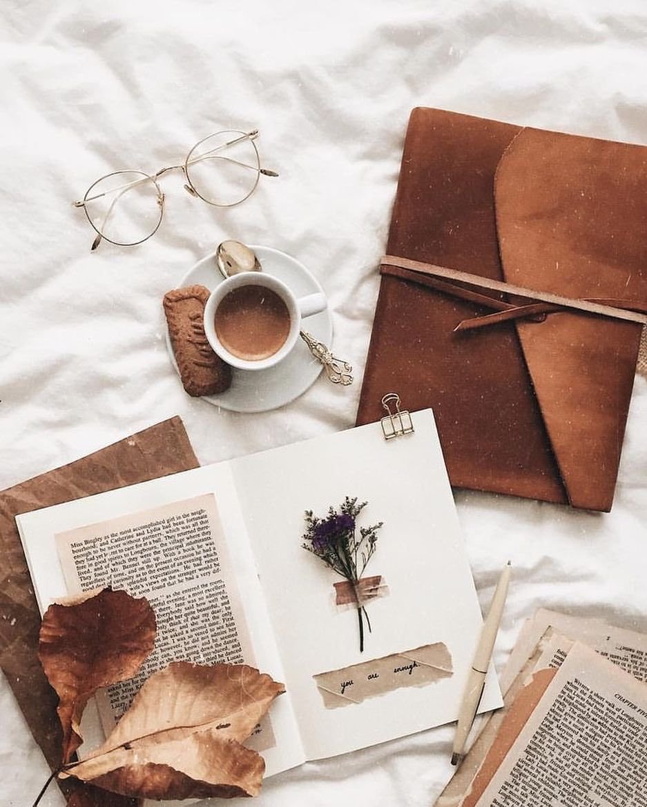Красивые раскладки с книгами