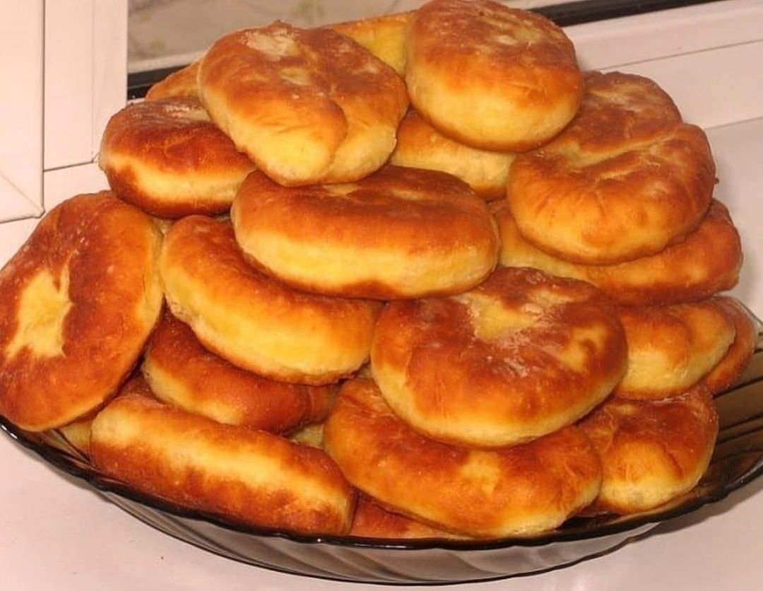 Пирожки с картошкой на сковородке