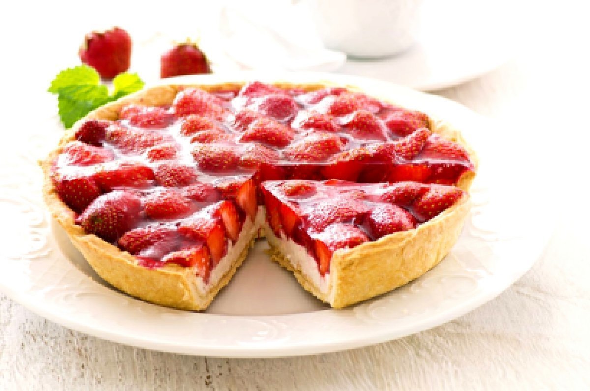 Пирог с клубникой