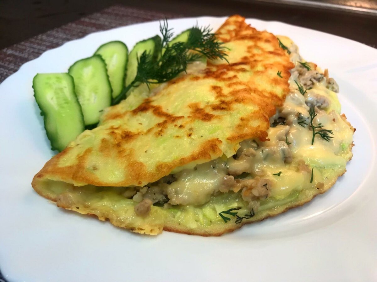 Чебуреки из кабачков с сыром