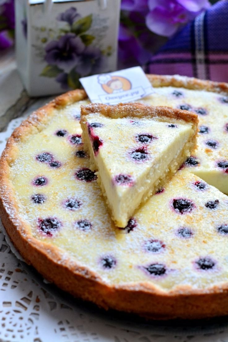 Пирог с клубникой