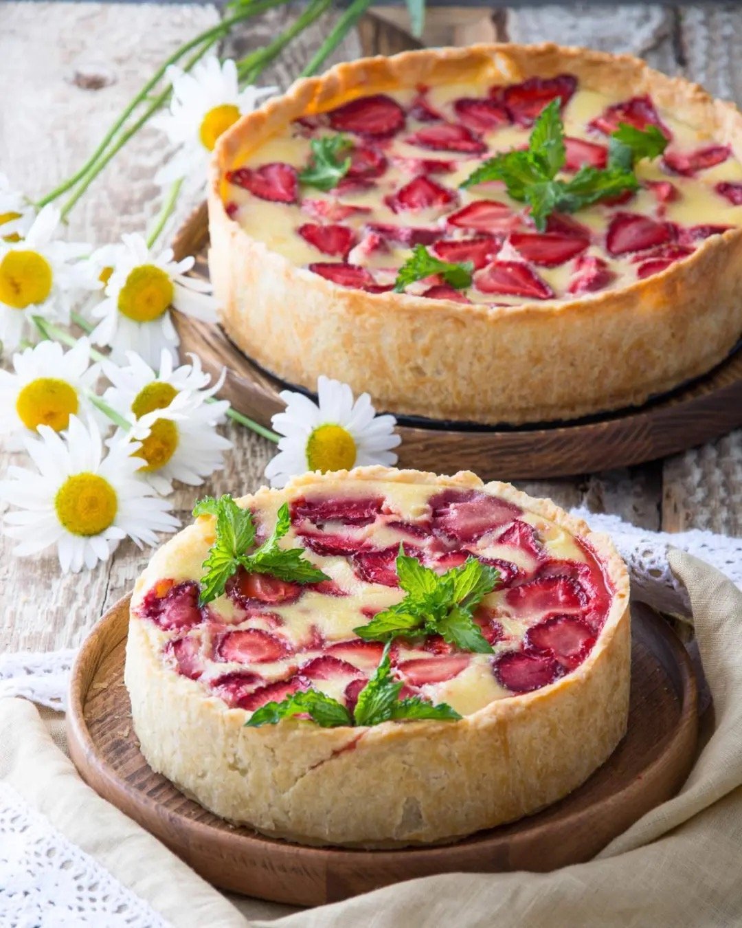 Заливной пирог с ягодами