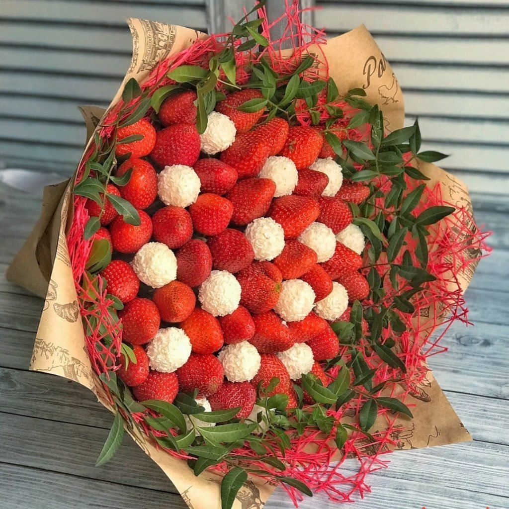 Мыльные букеты с ягодами и фруктами