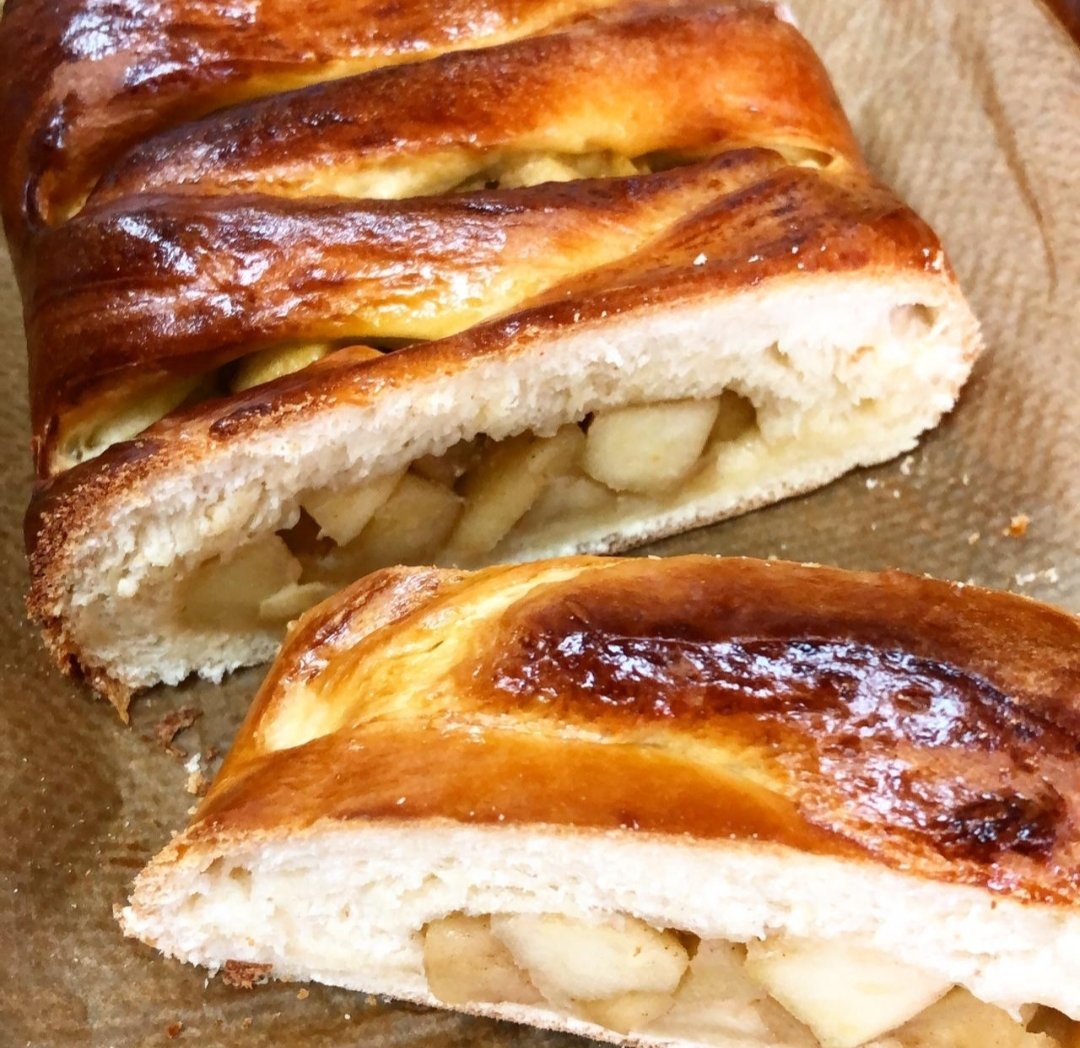 Пирог шарлотка