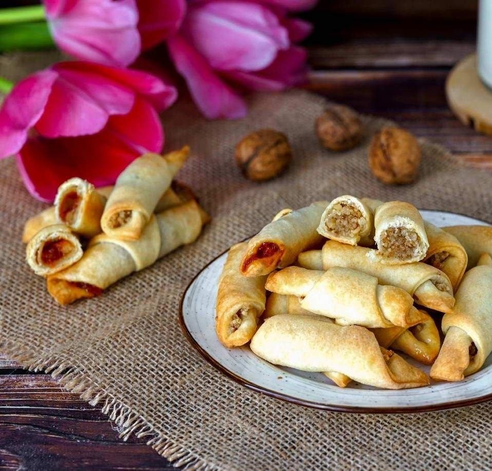 Мютаки со сливовым вареньем
