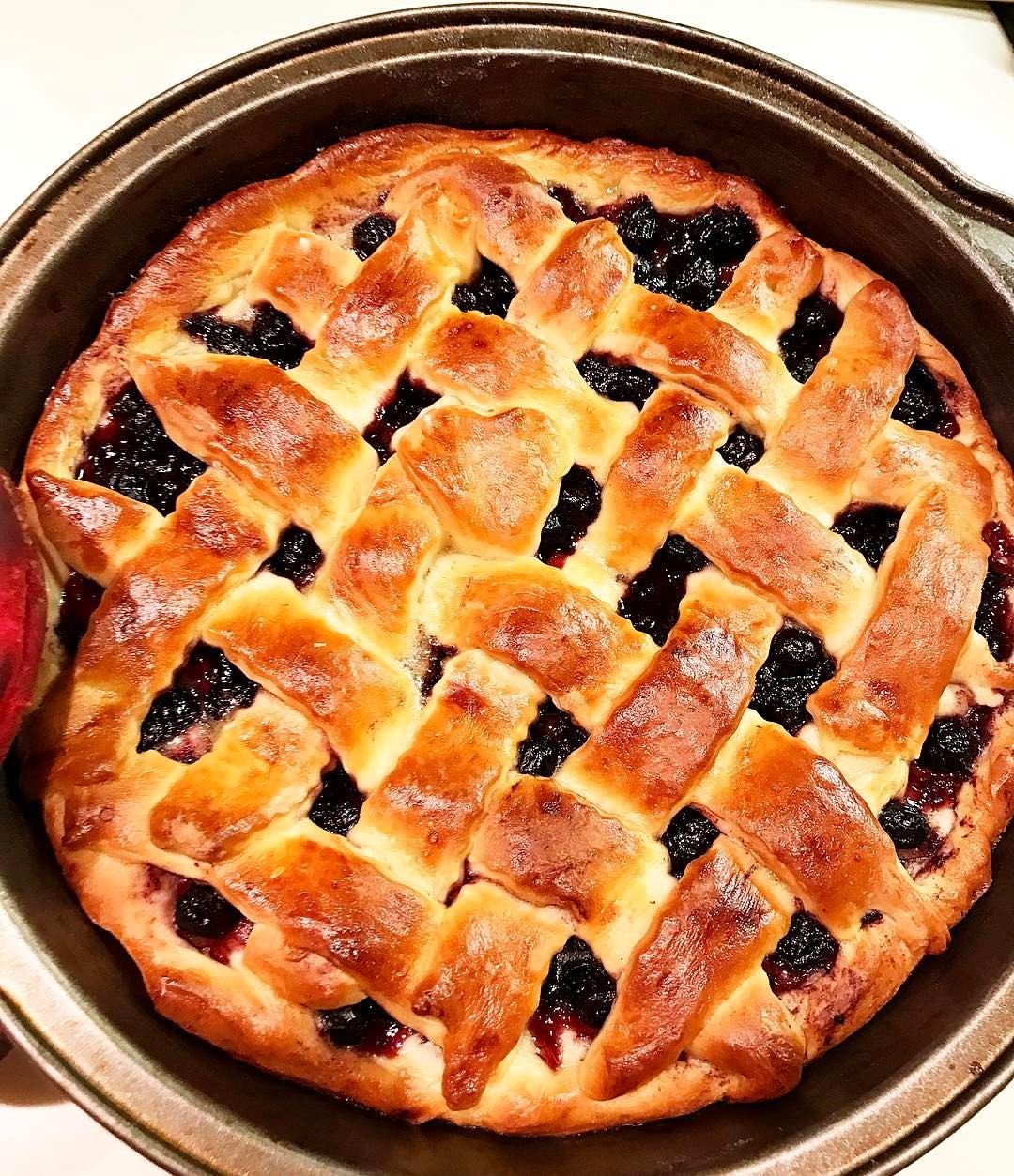 Пирог с яйцом открытый