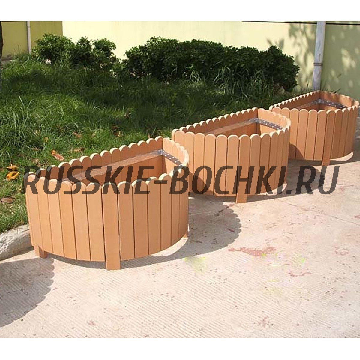 Клумбы из деревянных круглых