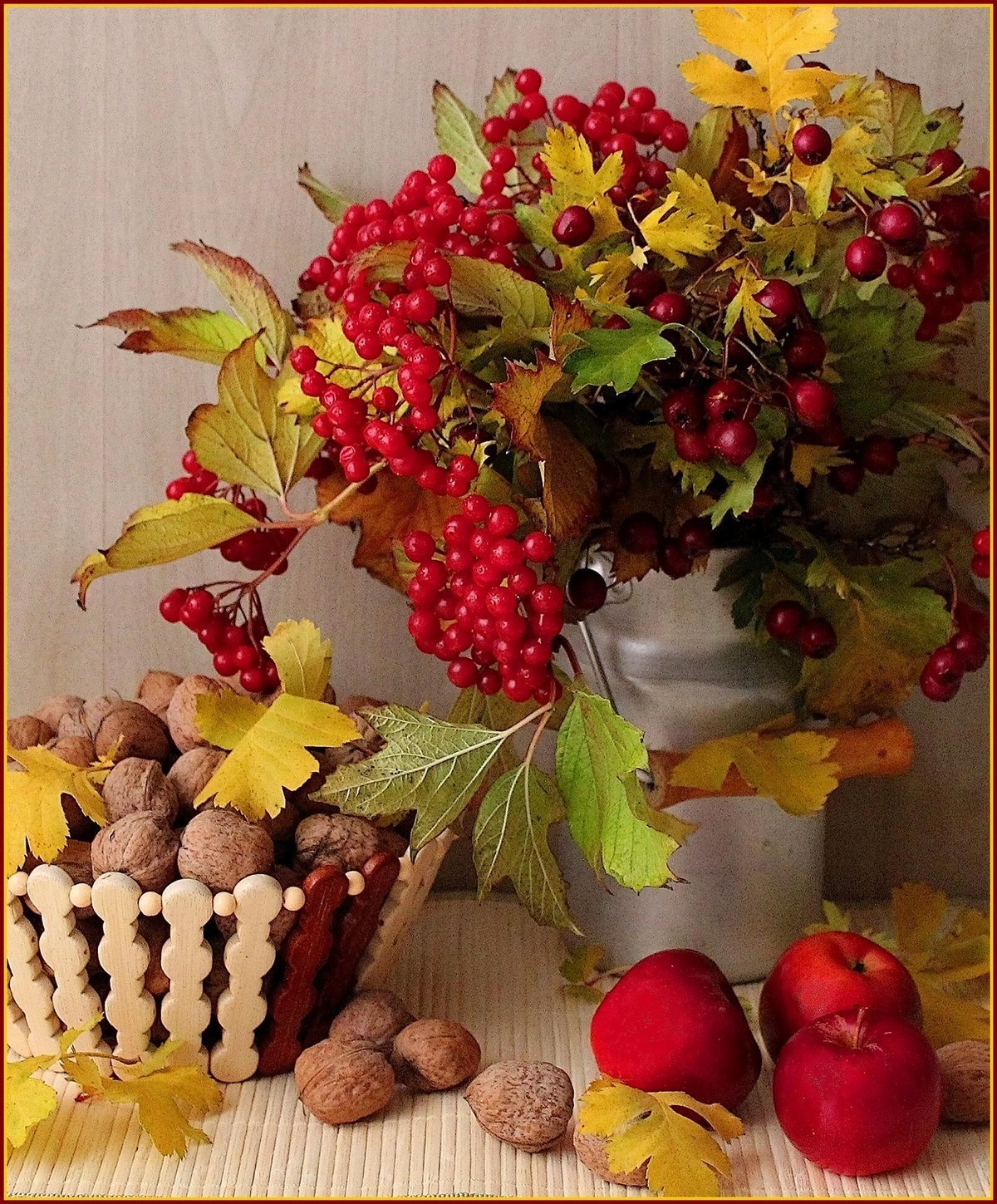 Хороша осень плодами. Осенний букет. Осенняя композиция. Дары осени. Осенние композиции с ягодами.