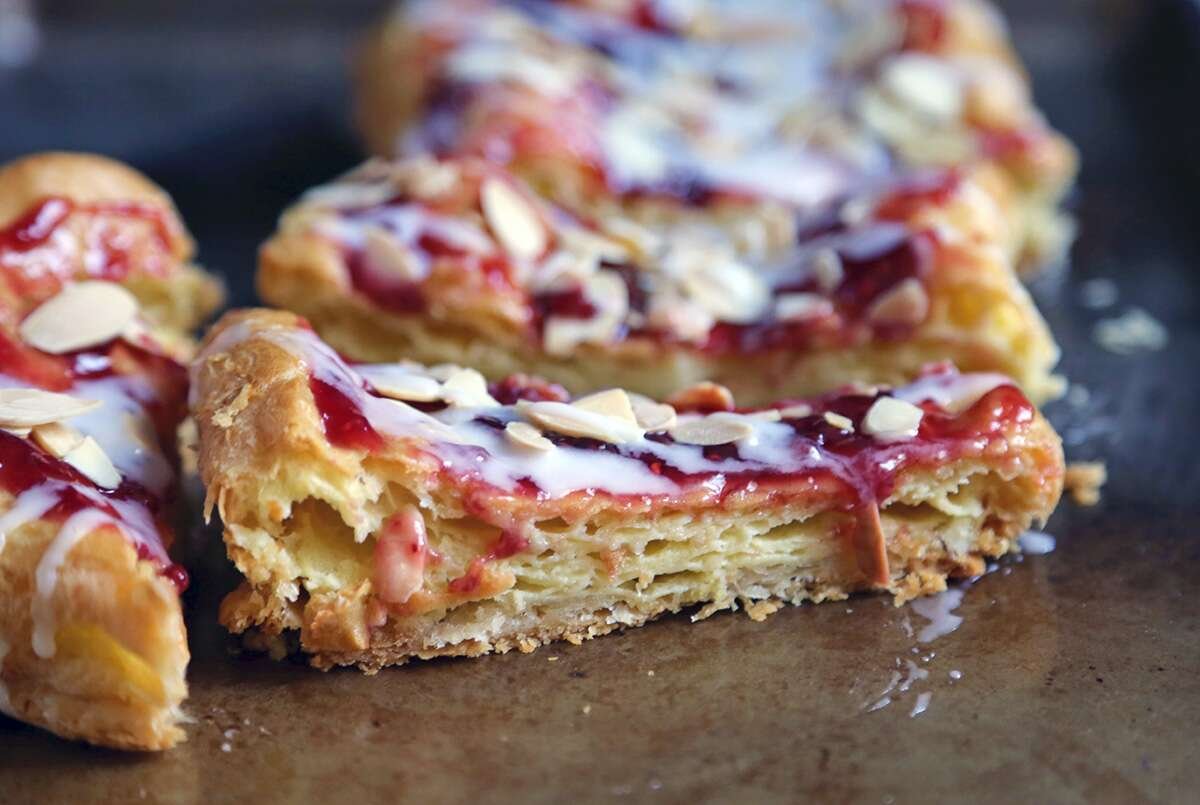 Сочный пирог с яблоками