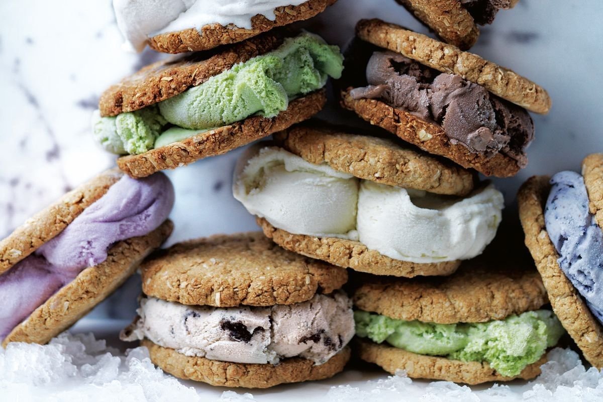 Chocolate Chip cookies в жестяной банке