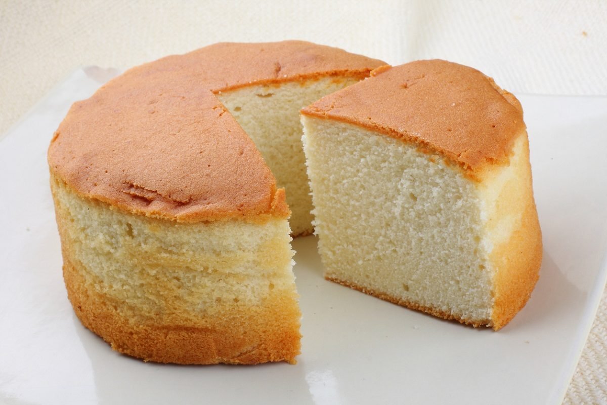 Бисквит с яблоками