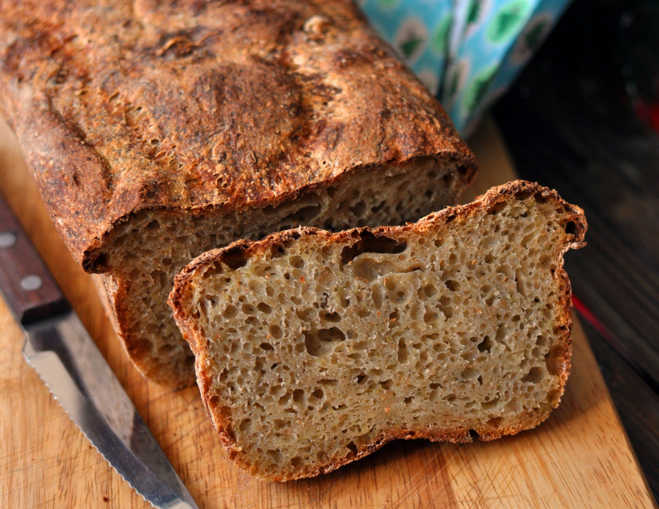Бездрожжевой хлеб в духовке без закваски. Постный хлеб. Хлеб на закваске в хлебопечке. Бездрожжевой хлеб. Постная выпечка хлеб.