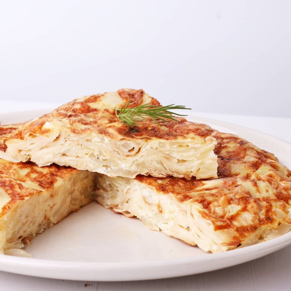 Пирог с капустой на сковороде