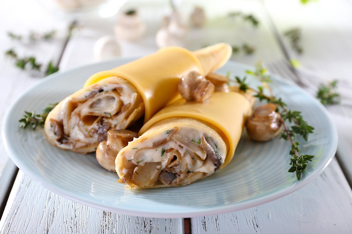 Блины с курицей и сыром
