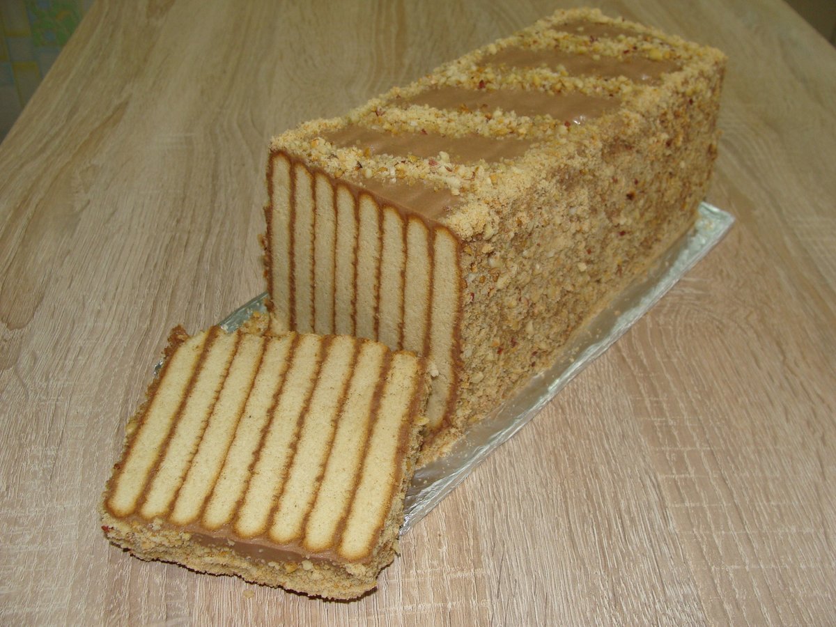 Десерт из печенья и сгущенки