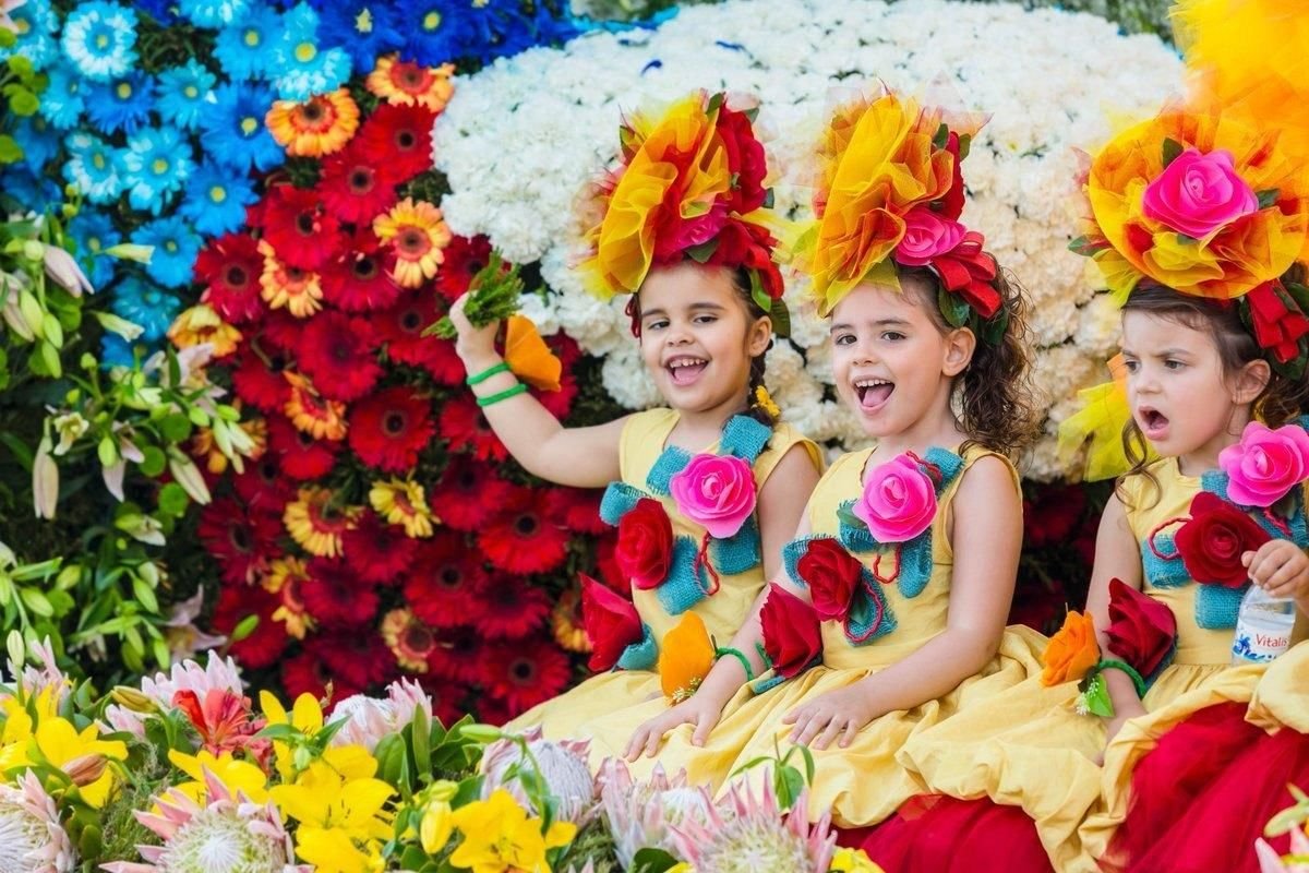 Парад цветов Bloemencorso Bollenstreek