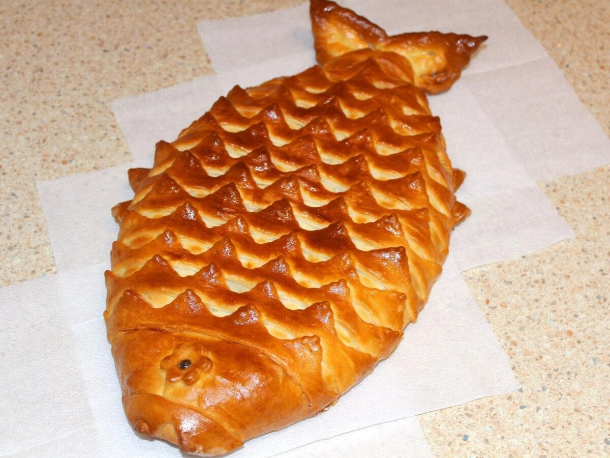 Кулебяка в виде рыбки