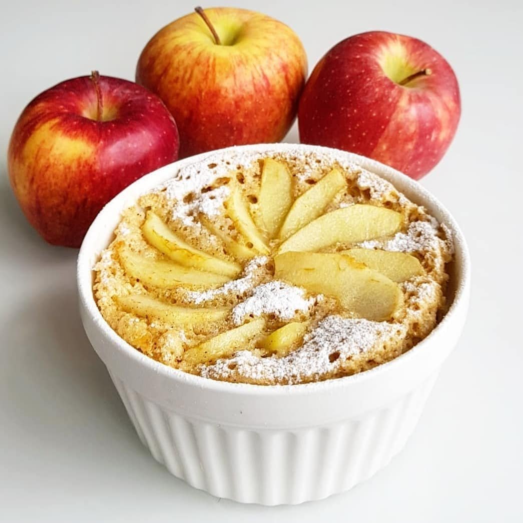 Шарлотка из цельнозерновой муки