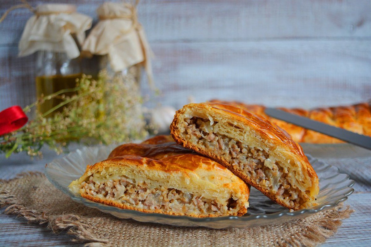 Пирог с мясом