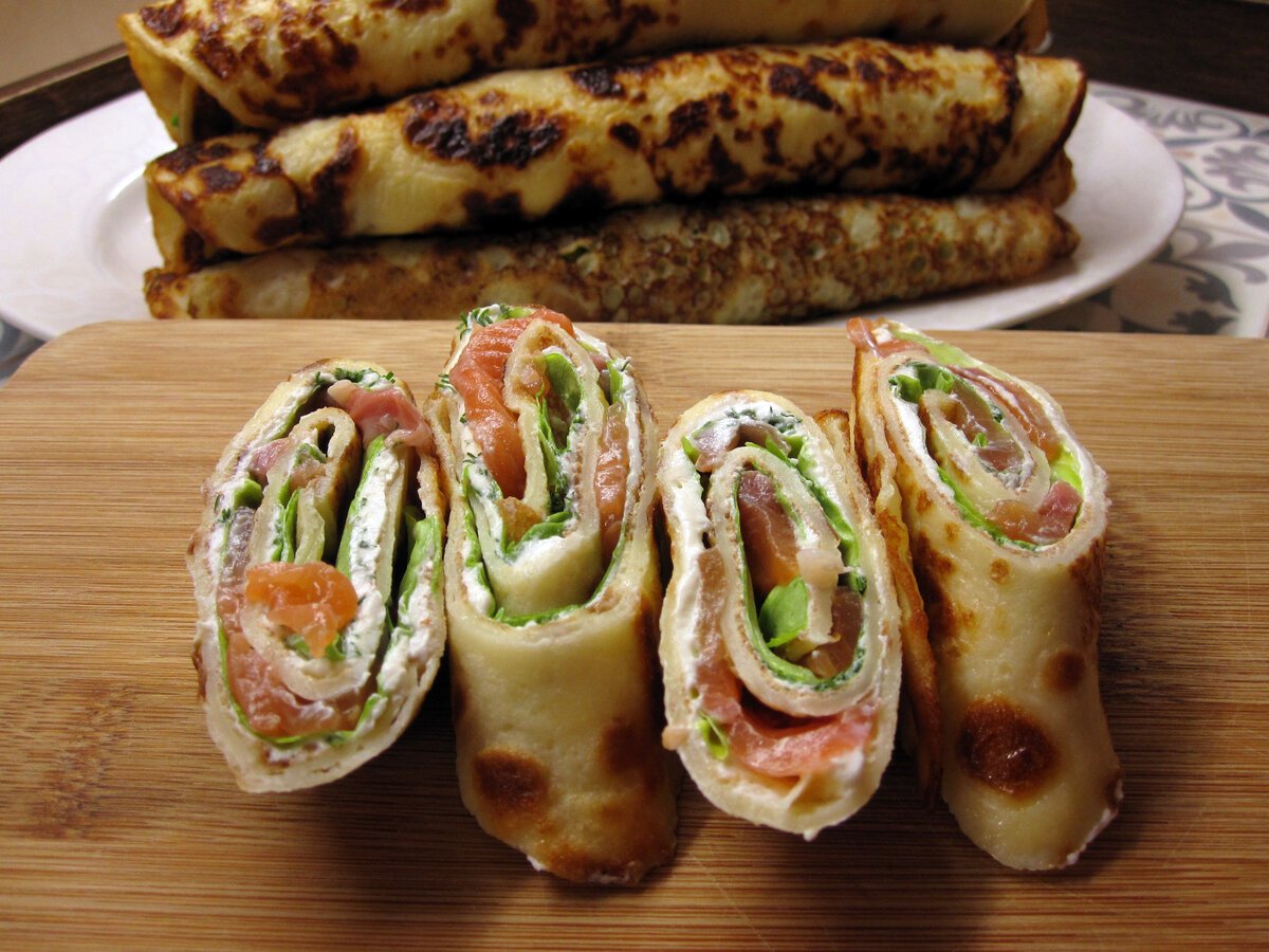 Блинчики с красной рыбой