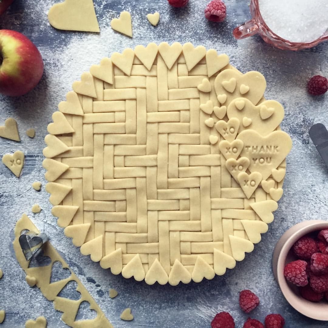 Chocolate pie with Apple easy