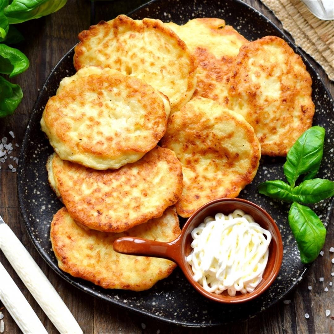 Сырные лепешки с зеленью