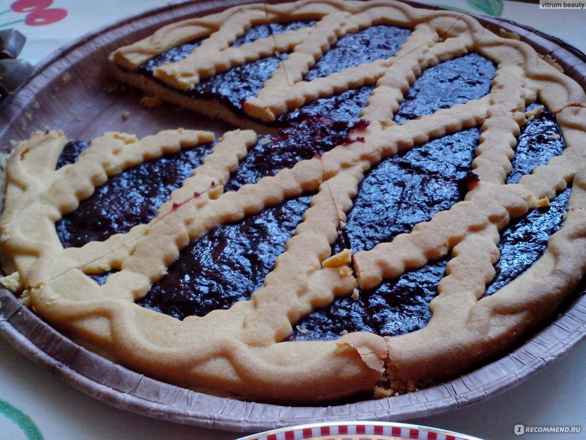 Песочный пирог с джемом