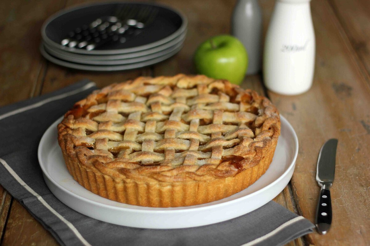 Apple pie (яблочный пирог)