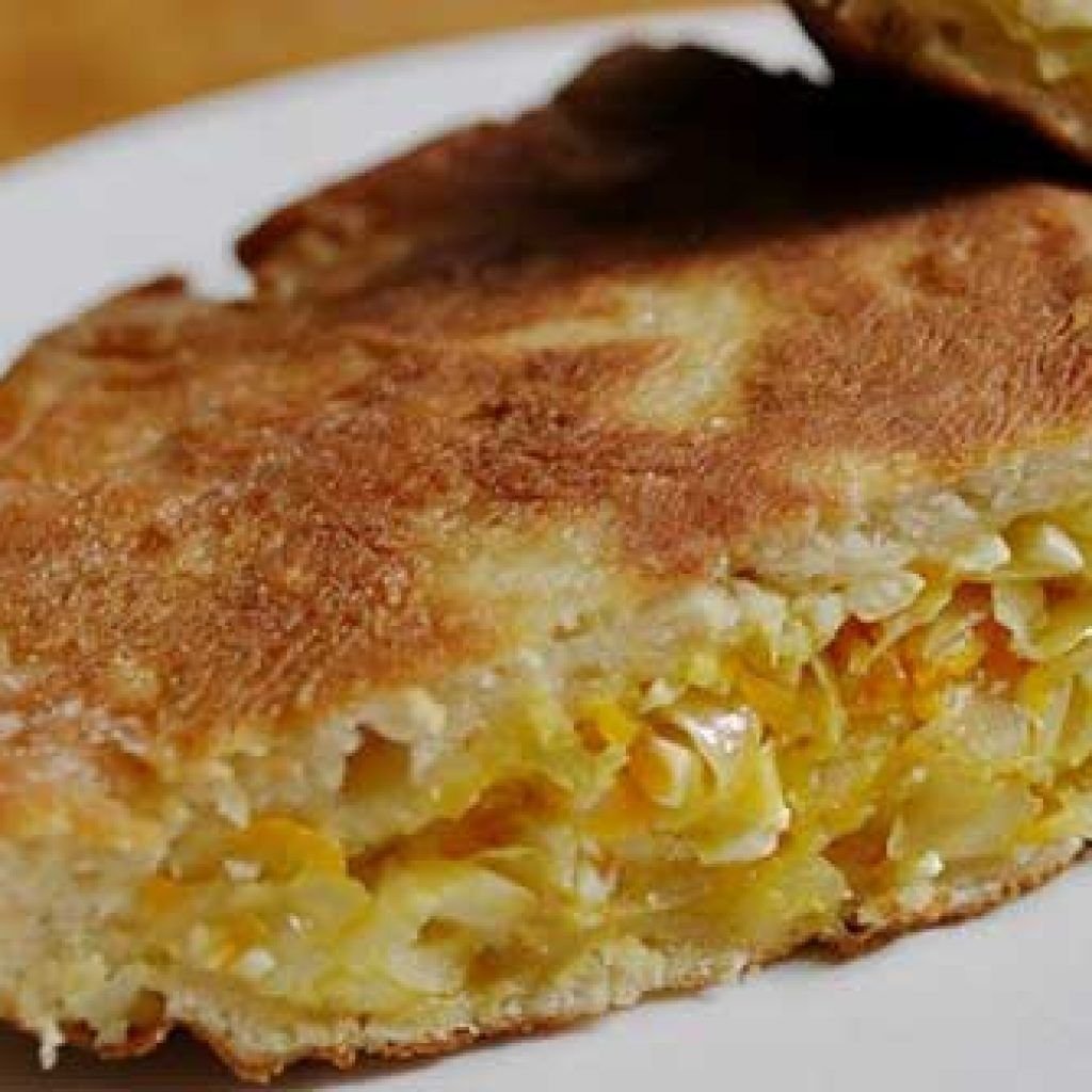 Шарлотка с фруктами