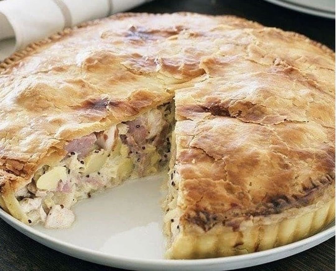 Мини пироги с курицей и картошкой
