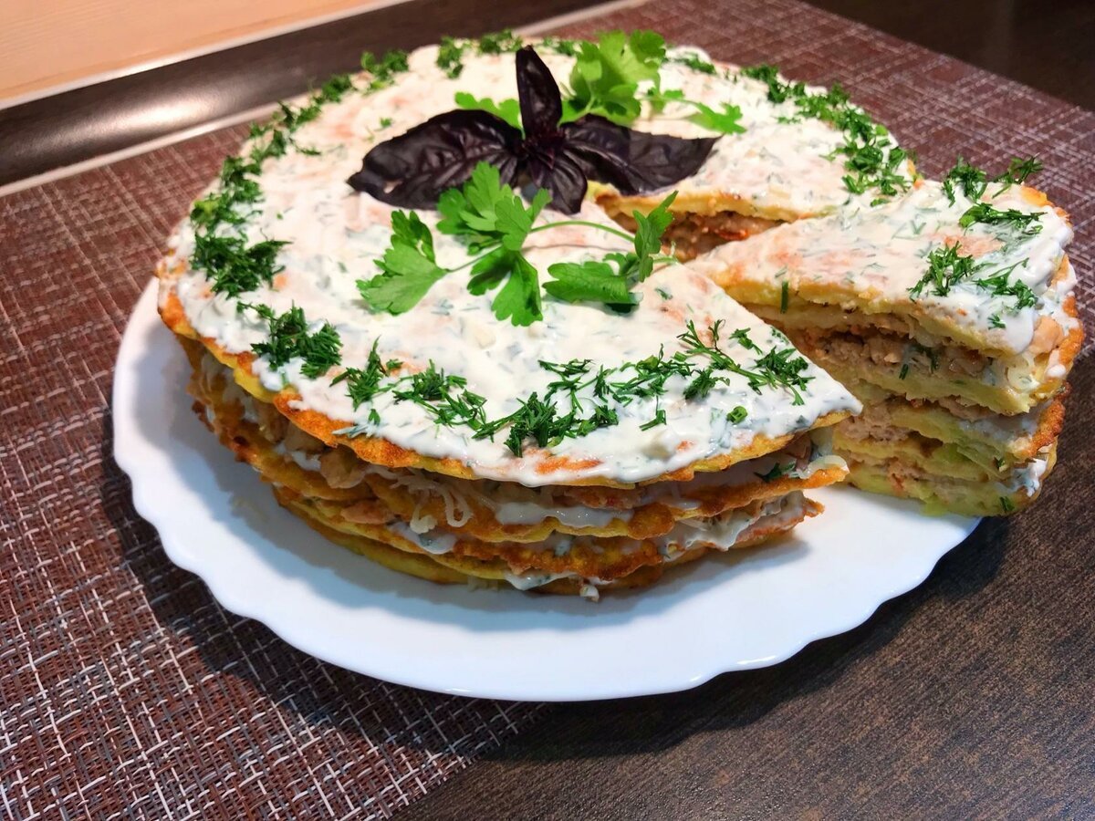 Открытый пирог с зеленью