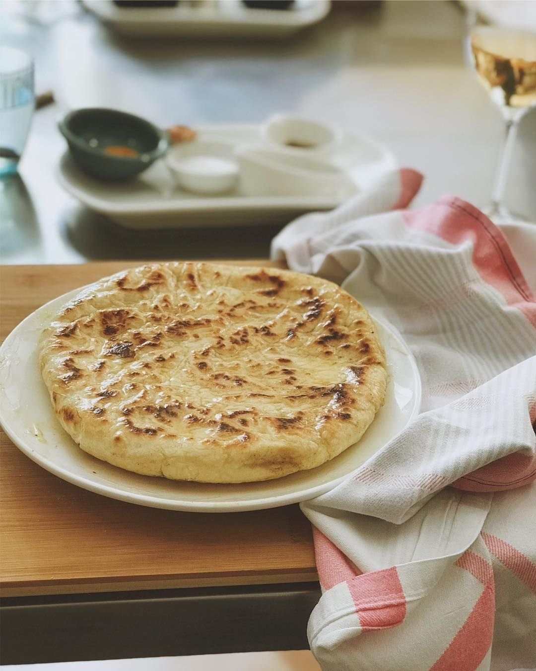 Хачапури по-аджарски