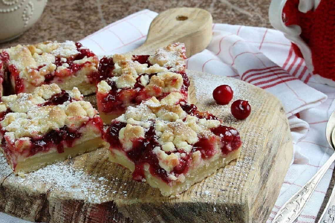 Клюквенный песочный пирог