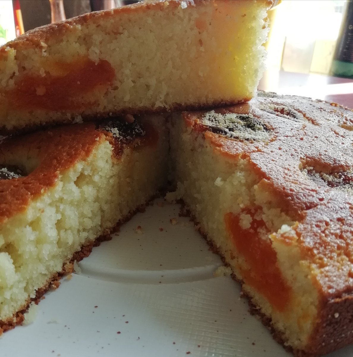 Торт из йогурта с рисунком снежинки