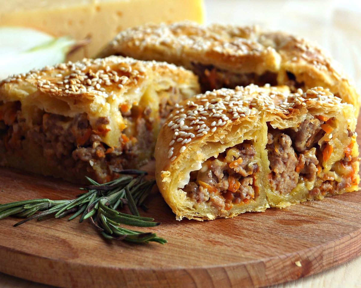 Хачапури из лаваша с творогом и сыром