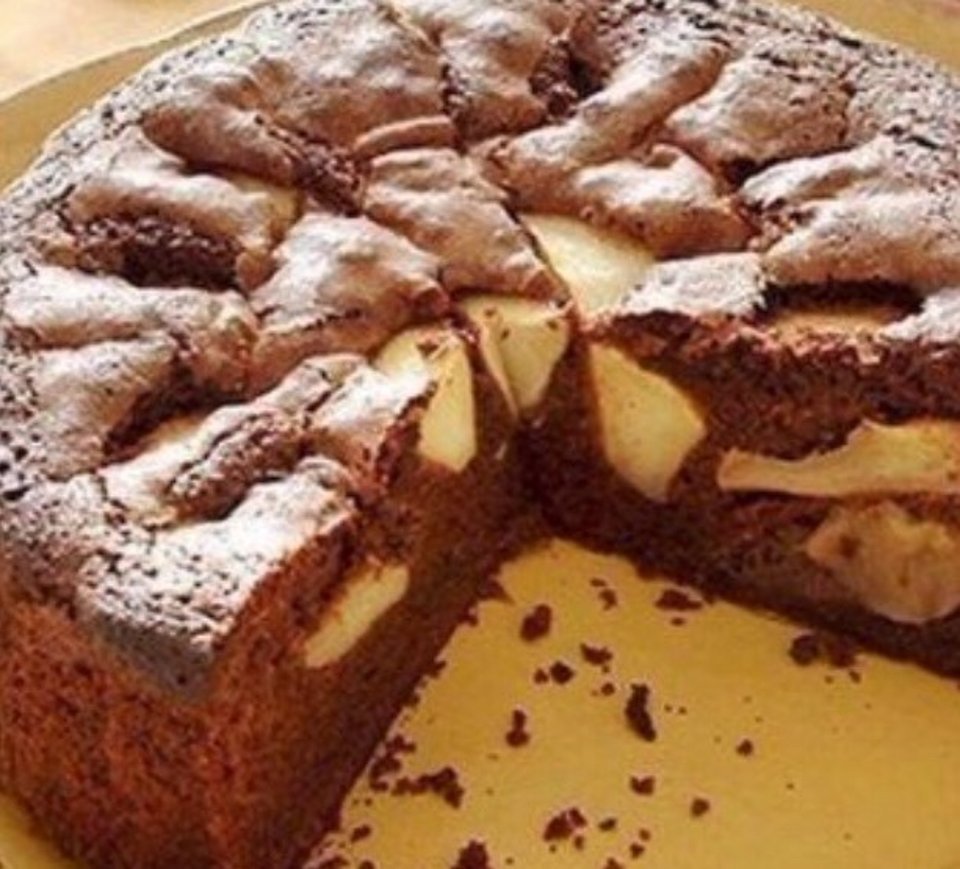 Шарлотка с шоколадной крошкой
