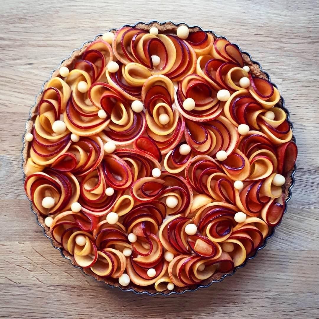 Шарлотка сверху