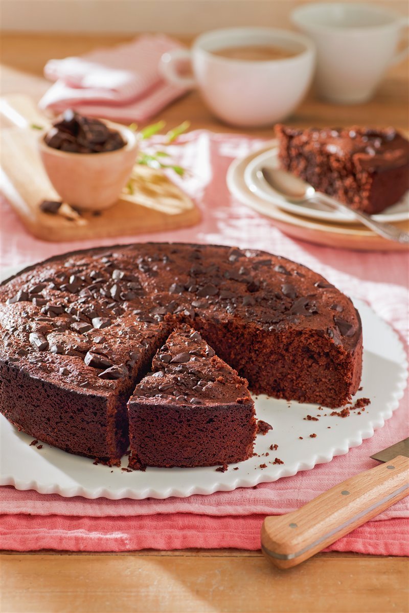 Торт брауни рецепт классический. Торт Брауни шоколадный. Брауни с коржом. Пирог с шоколадом. Шоколадно банановое пирожное.