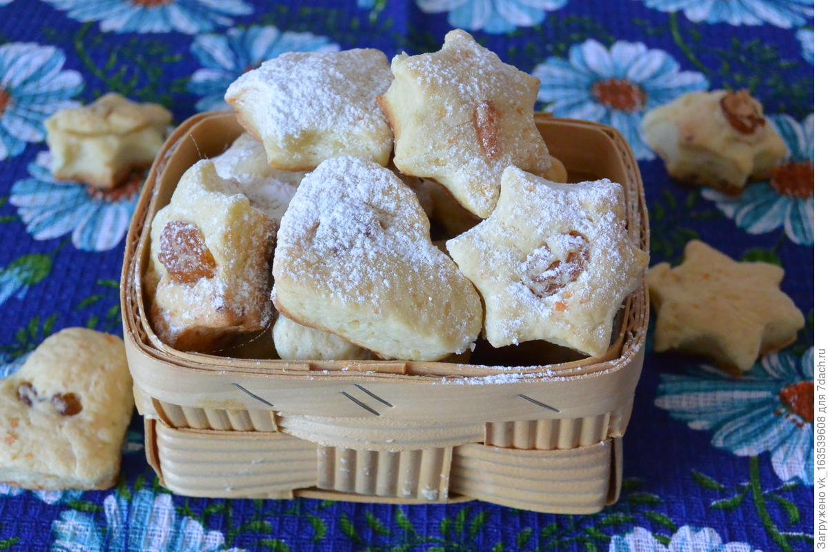 Творожное печенье с изюмом