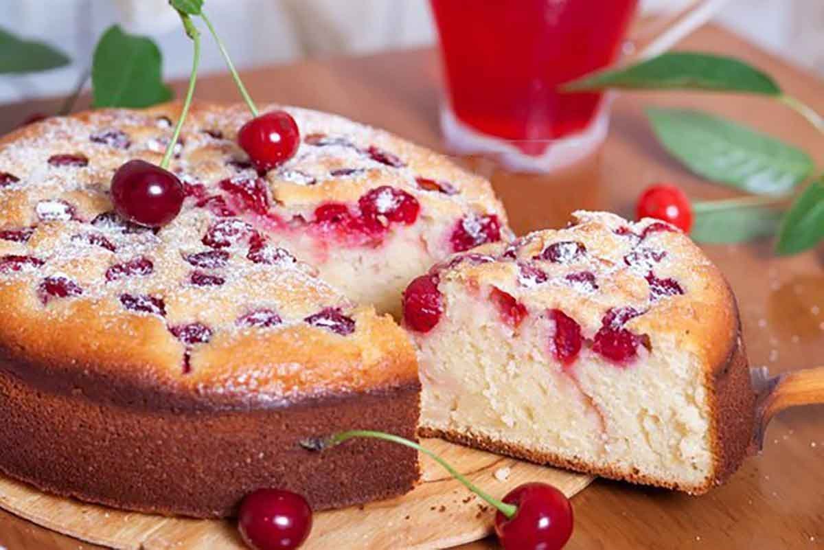 Пирог с вишней