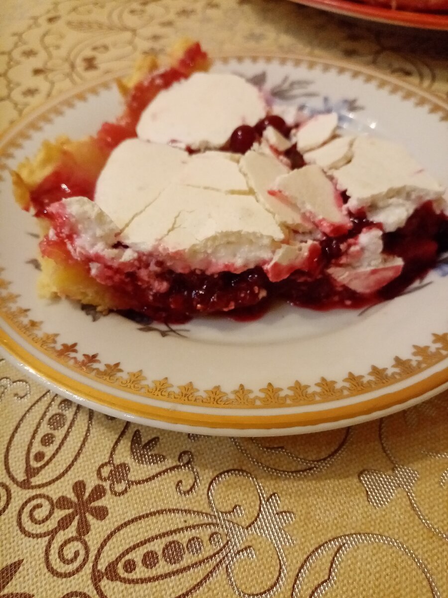 Пирог клюква под снегом