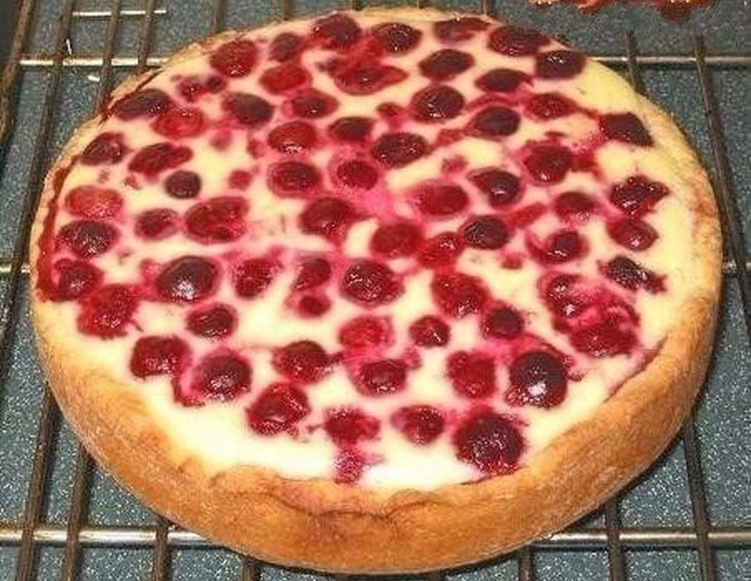 Шарлотка с яблоками