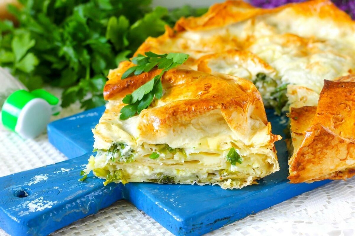 Пирог из лаваша с творогом и сыром