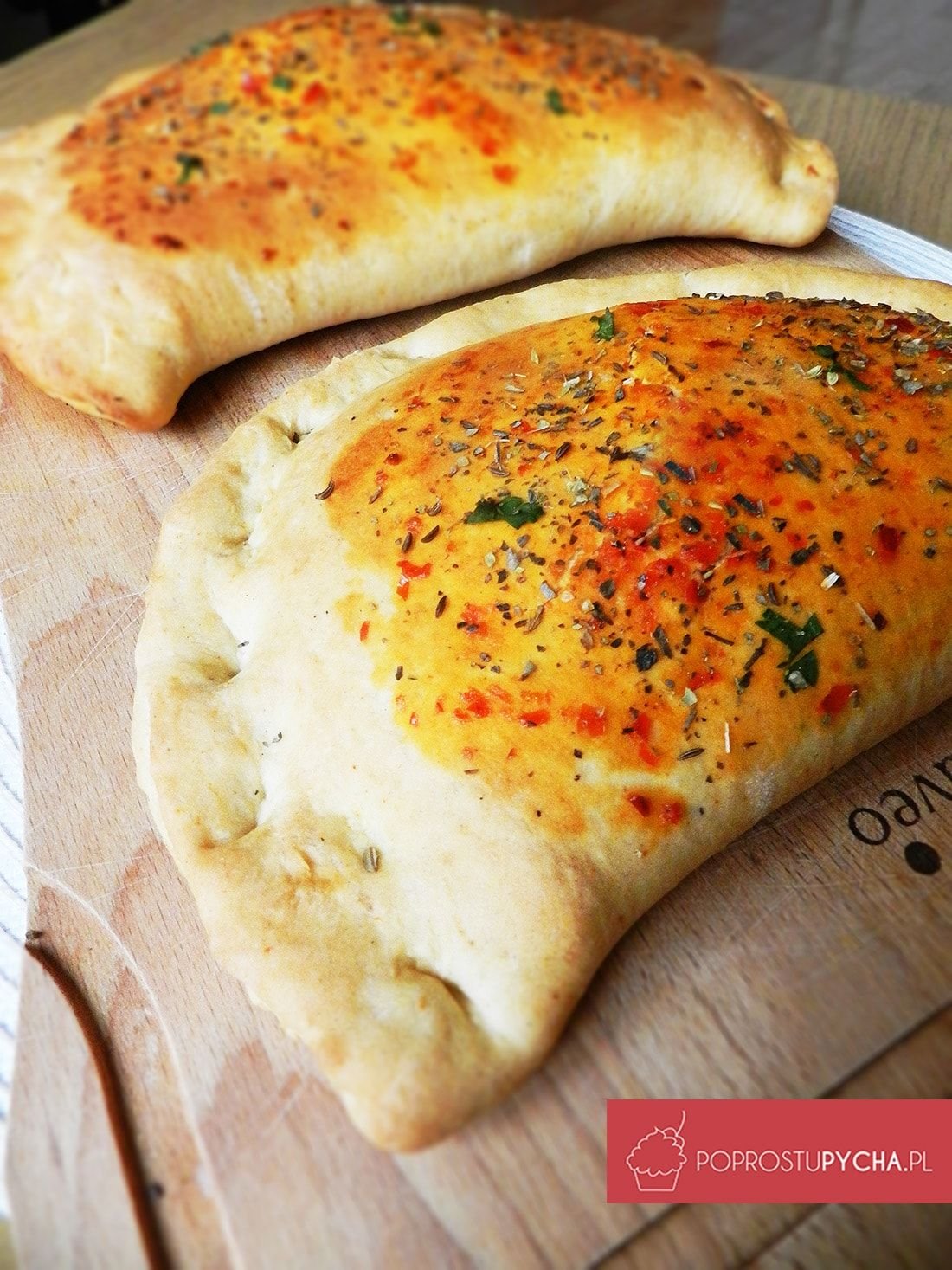 Кальцоне хлебобулочные изделия