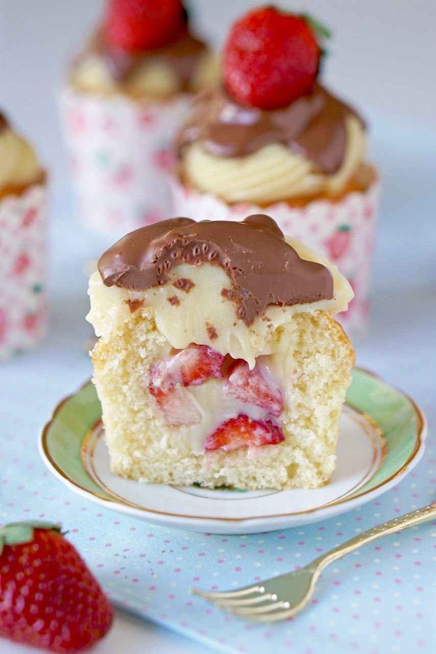 Бамбуковые печенье с клубникой