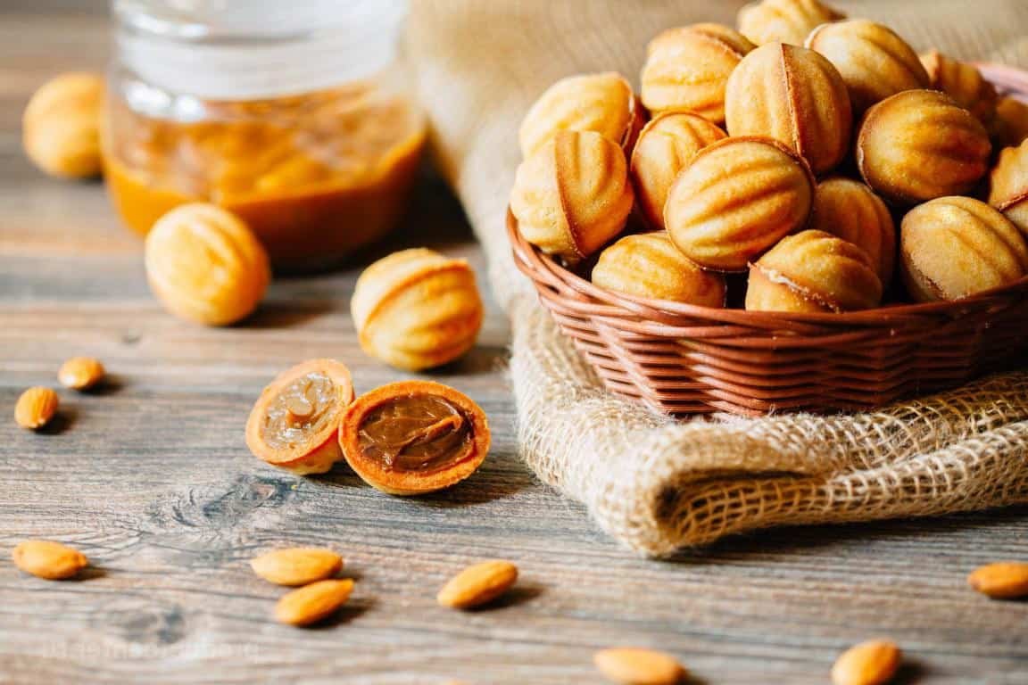 Орешки со сгущенкой