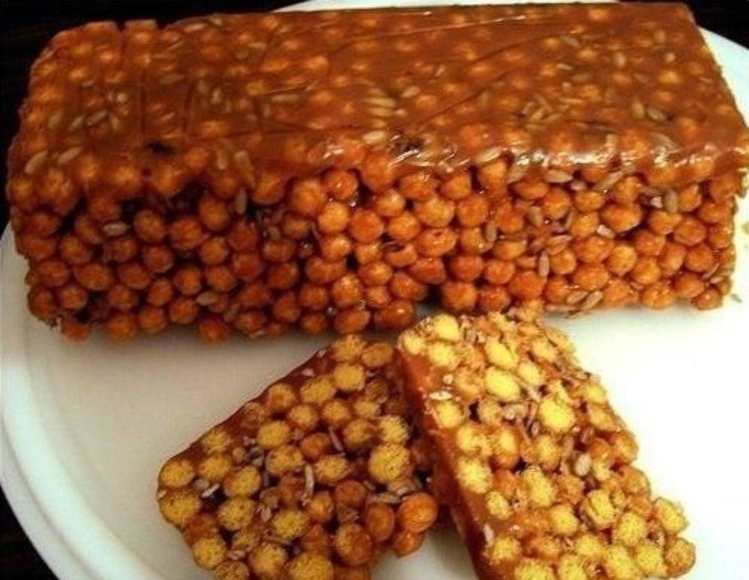 Муравейник из кукурузных палочек